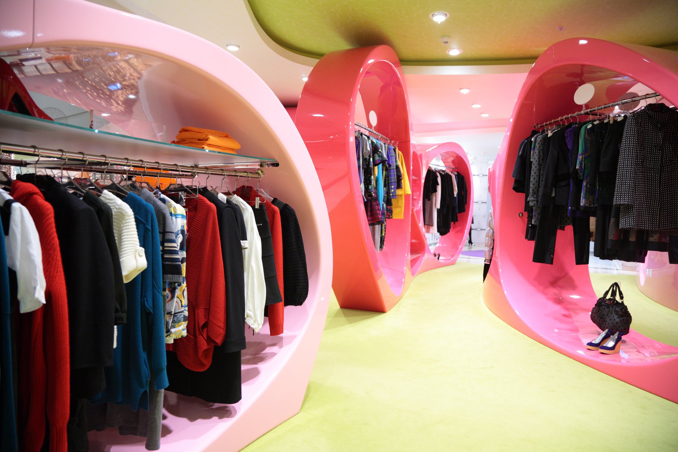 Understanding Retail Interior Design in 2021: 7 Principles for A Great ...