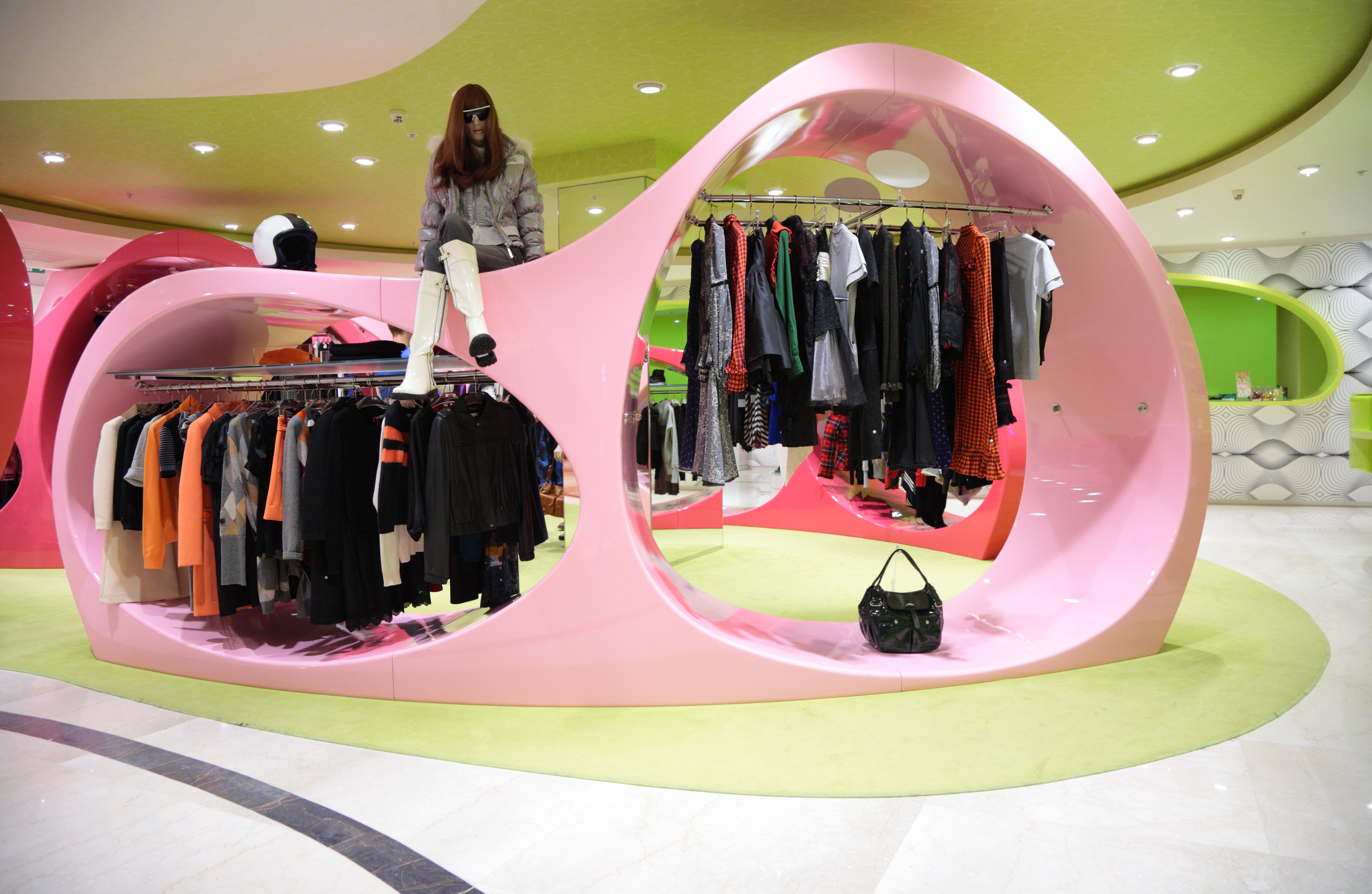 Retail interior design: the 7 principles of retail store design